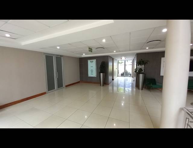 308M² OFFICE TO LET IN BRYANSTON